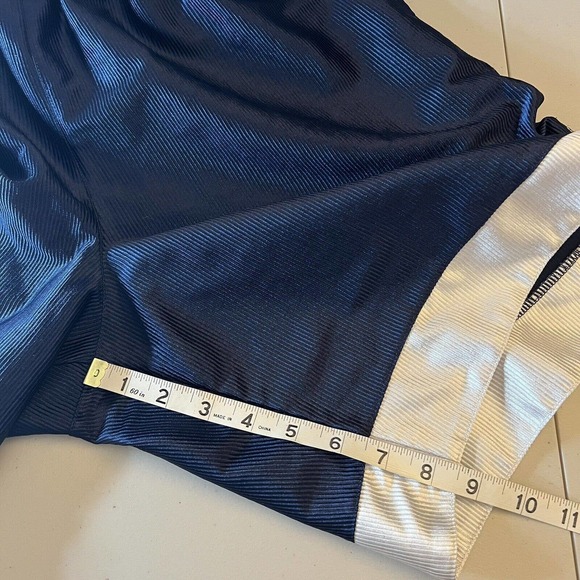 Vintage Nike Basketball Shorts Men's Medium Navy Pockets Activewear Swoosh Y2K - Picture 7 of 7